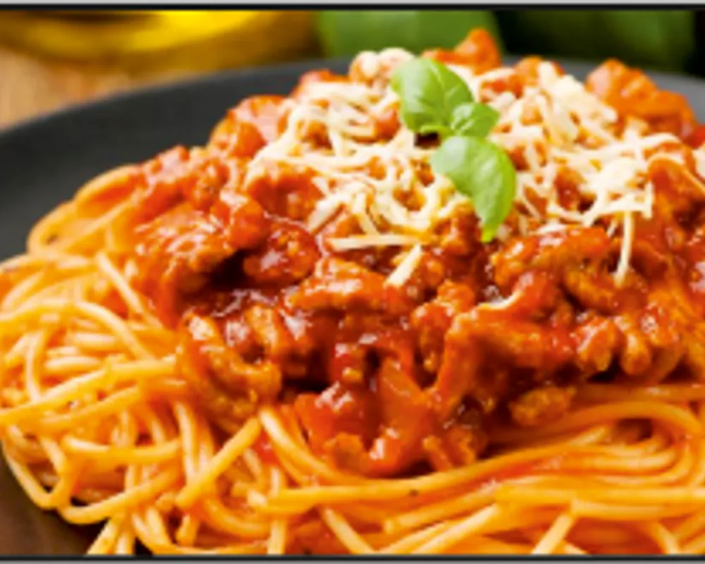 SPAGHETTI BOLOGNAISE