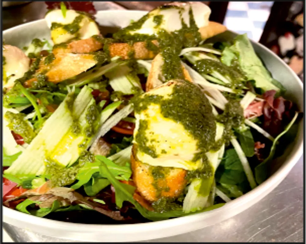 SALADE CHÈVRE